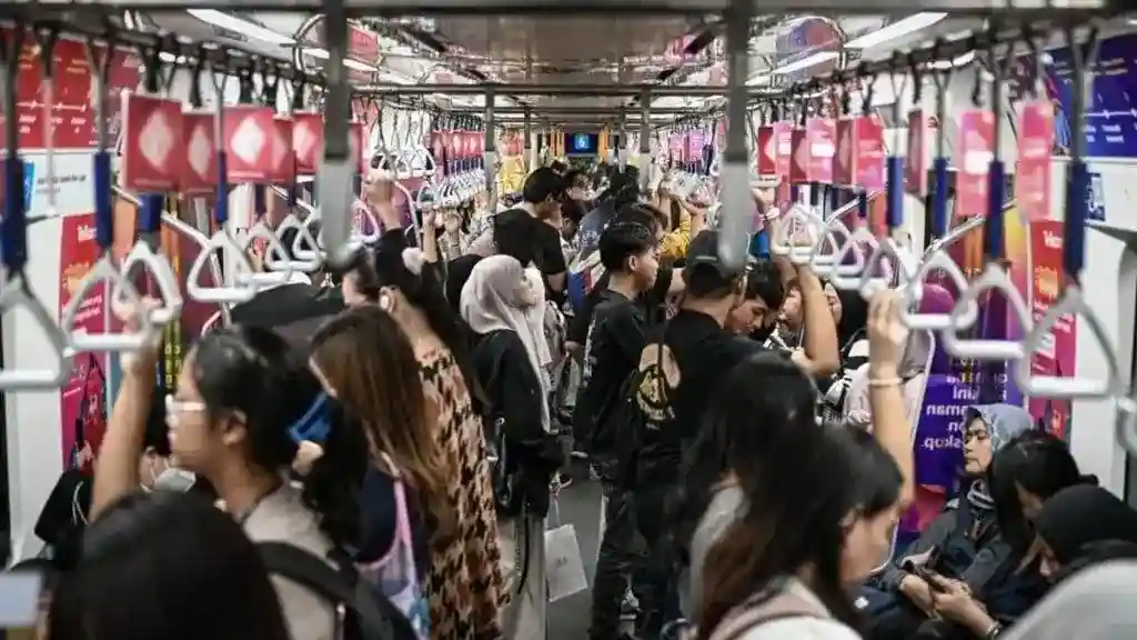 Akses E dan C MRT Dukuh Atas Ditutup Saat Aksi Massa, Perjalanan Tetap Normal